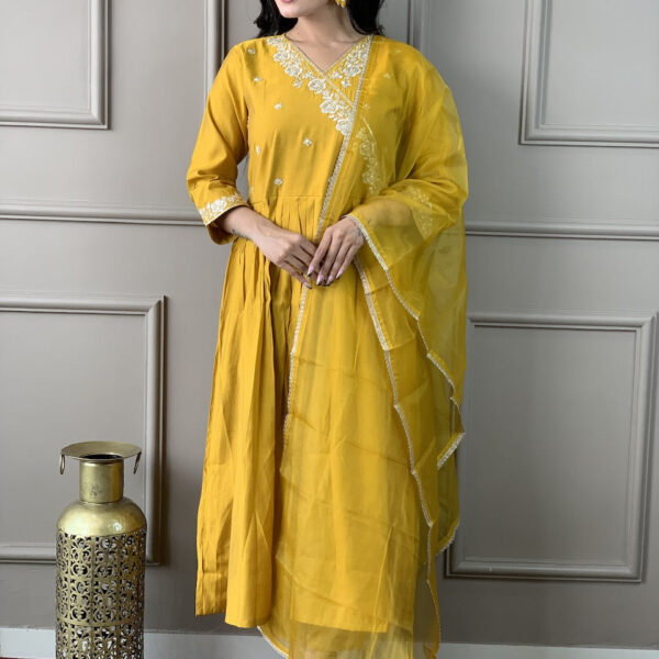 Women's Yellow Viscose Chanderi Embroidered Straight Kurta with Viscose Chanderi Pant And Organza Printed Dupatta Sets