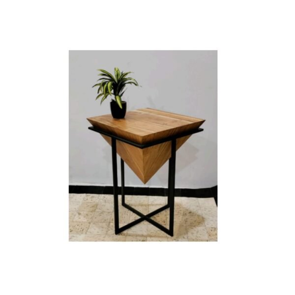 Luxury Table - Pyramid Black