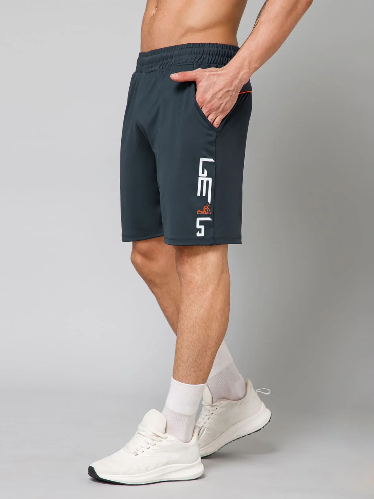 Active Bermuda Shorts - Image 5