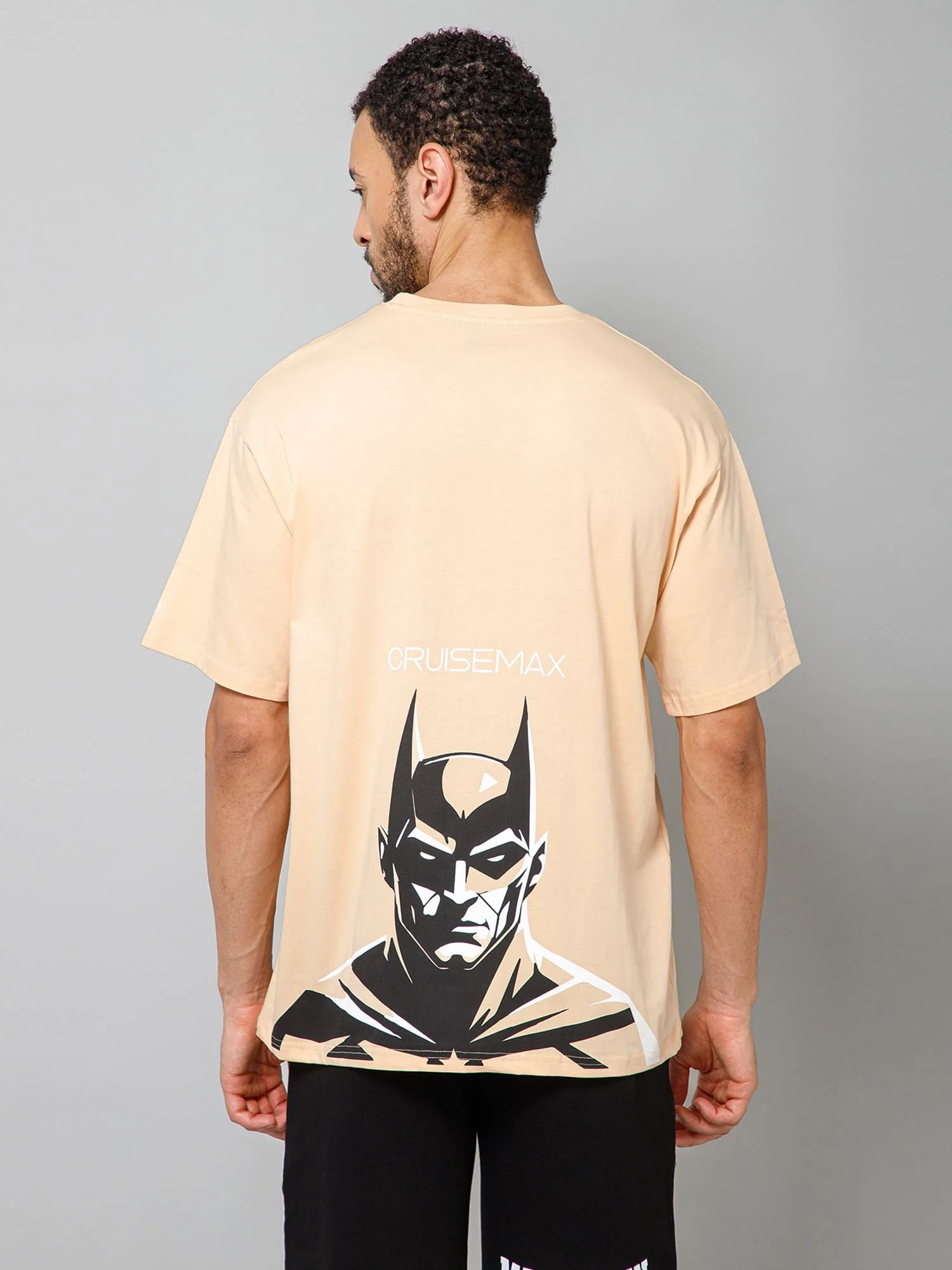 Batman-Oversized Batman-Oversized - Image 3
