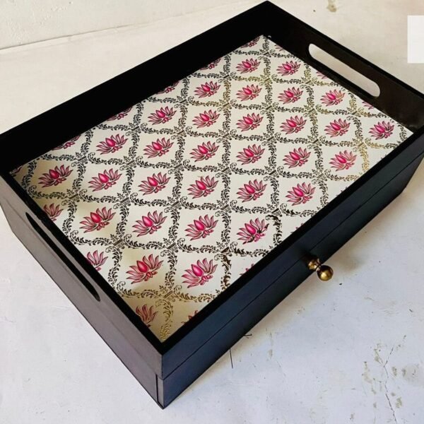 Earl Decor Trays